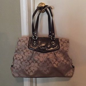 Authentic Coach purse (slightly used)
Firm on price